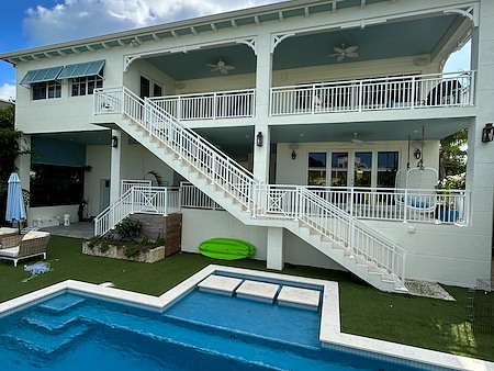 Window Screen Cleaning in the Florida Keys  Image