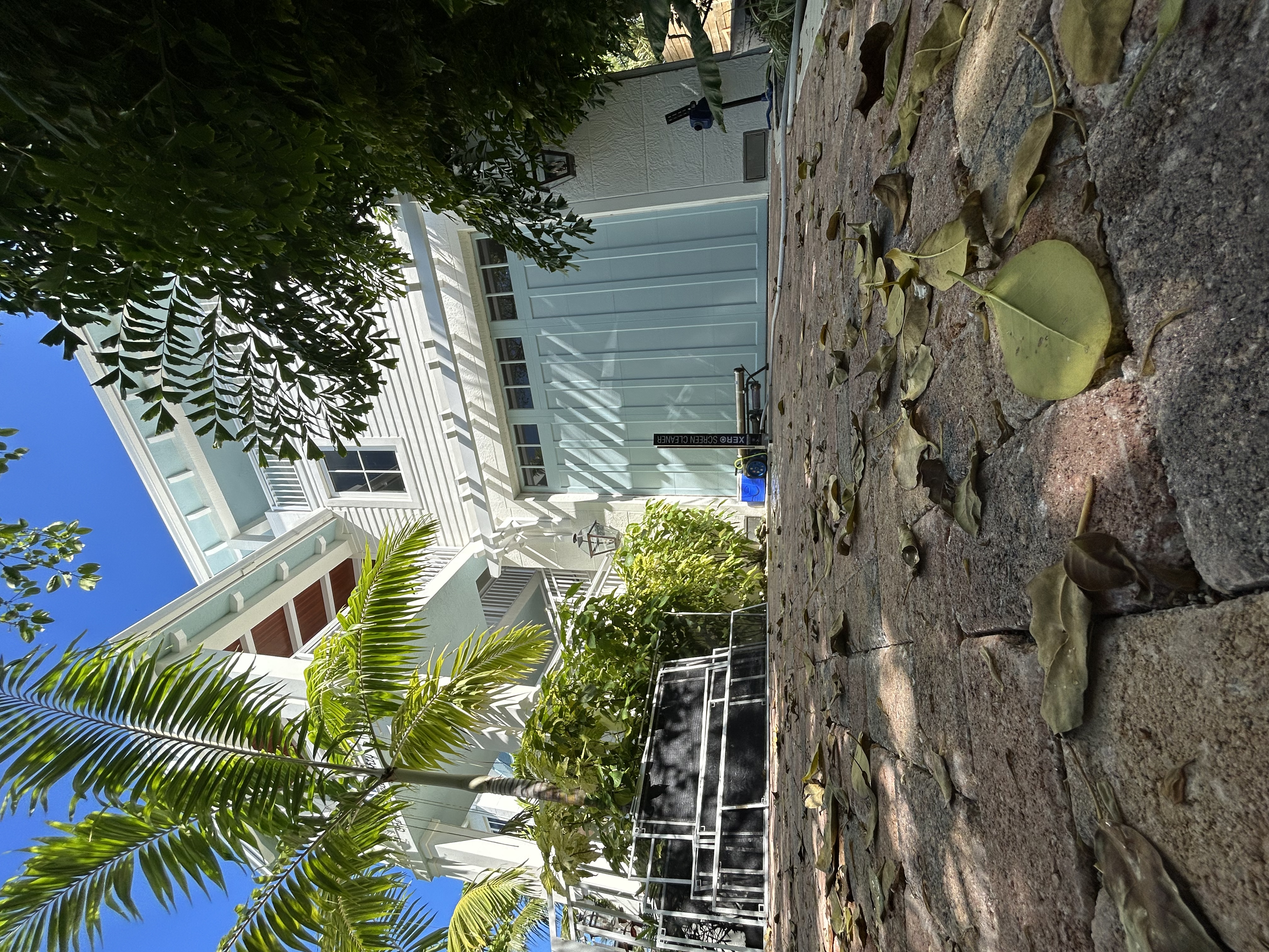 Window Screen Cleaning in the Florida Keys 